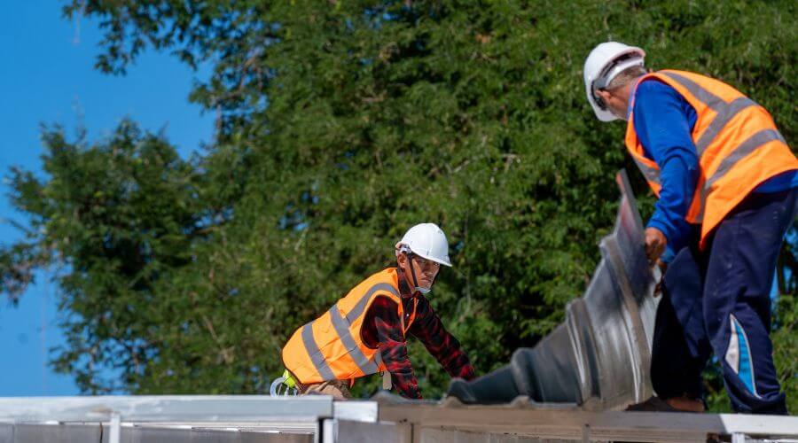 Expert new roof installation services in Bynum, TX